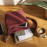 kleine Umhängetasche Schultertasche Freizeittasche Wildleder bordeaux LE3049